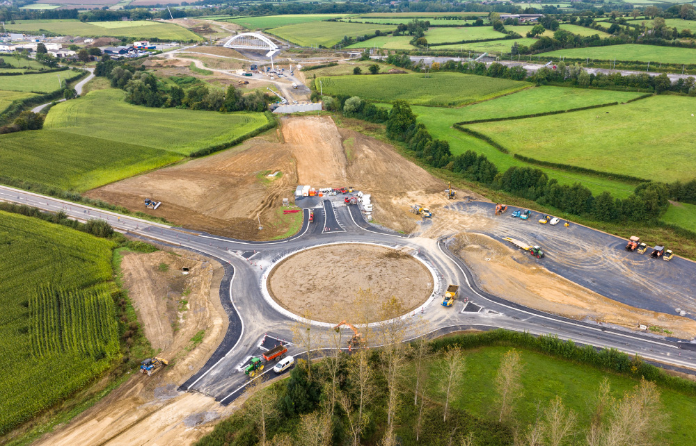 RN2 Contournement d’Avesnes-sur-Helpe, Colas, Guintoli, NGE GC